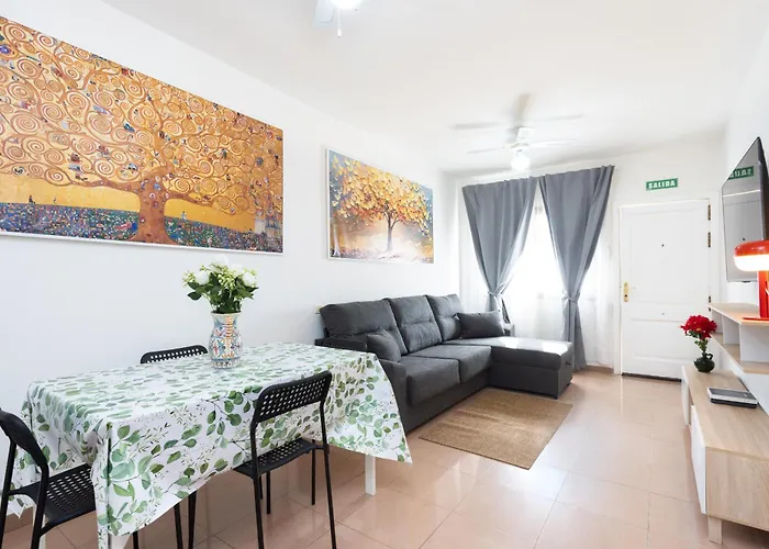 Home2book Calm Living With Terraces אדחה