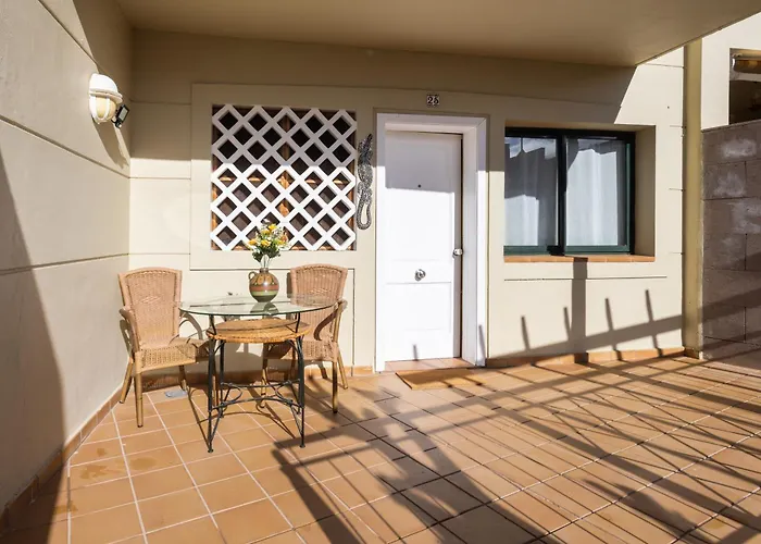 公寓 Home2book Calm Living With Terraces *