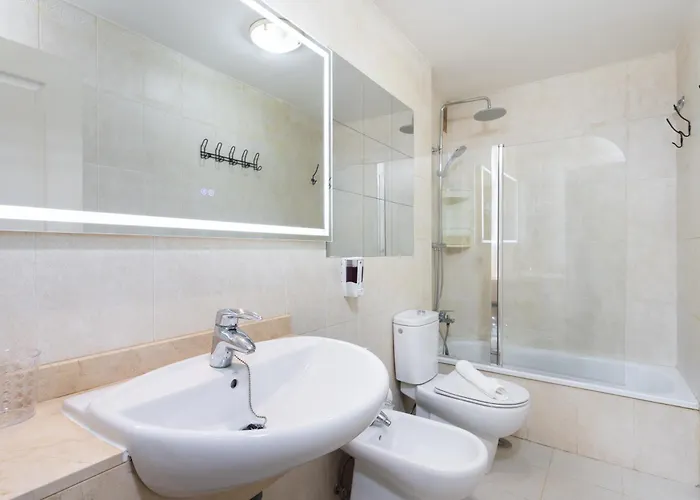 דירה Home2book Calm Living With Terraces *