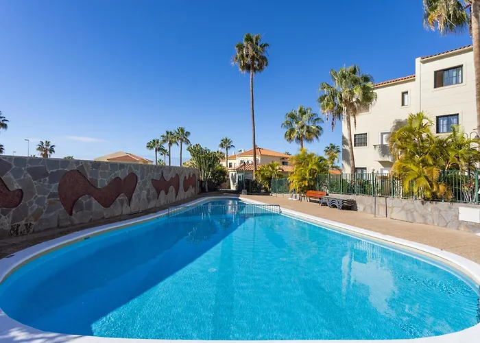 Home2book Calm Living With Terraces * אדחה